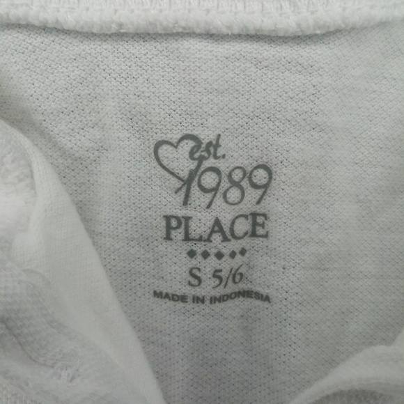 White polo with ruffle on neckline - Picture 5 of 6